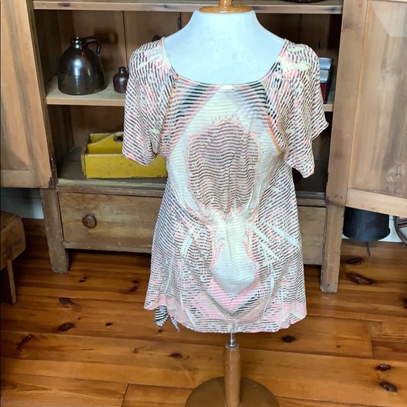 One World Short Sleeve Top Medium - Picture 5 of 7